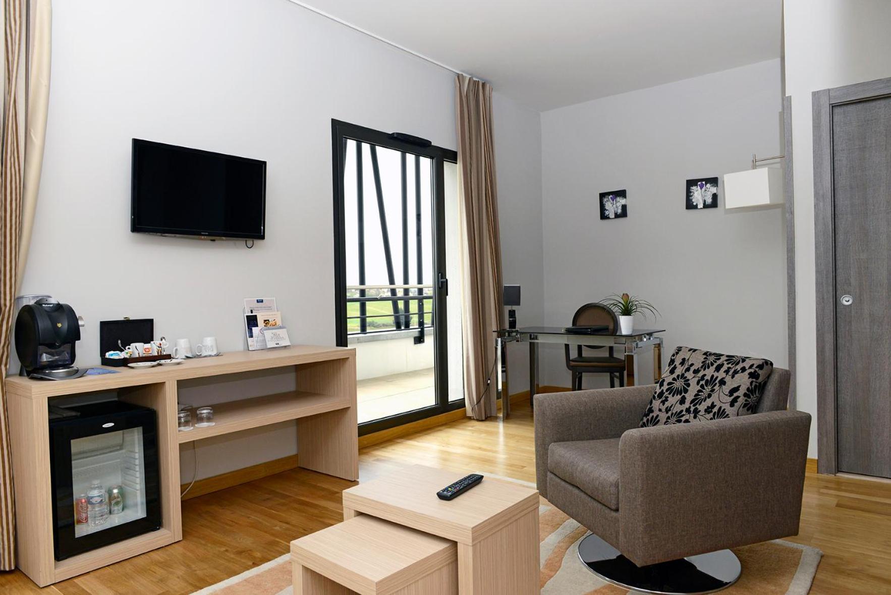 Hotel Kyriad Prestige Lyon Est - Priest Eurexpo And